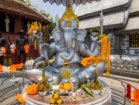 View of the Silver Temple (or Wat Sri Suphan) in Chiang Mai, Thailandの写真素材