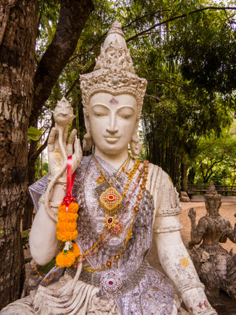 Statue near the Wat Pha Lat in Chiang Mai, Thailandの写真素材