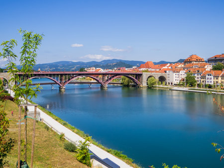 View of the Drava River and the old town of Maribor in Sloveniaの写真素材