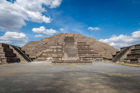 Dead Avenue and Moon Pyramid at Teotihuacan Ruins - Mexico City, Mexicoの写真素材
