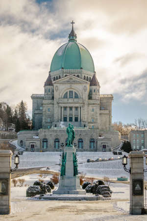 Saint Joseph Oratory with snow - Montreal, Quebec, Canadaの写真素材