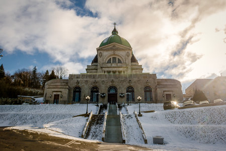 Saint Joseph Oratory with snow - Montreal, Quebec, Canadaのeditorial素材