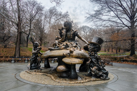 The Alice in Wonderland sculpture at Central Park - New York, USAのeditorial素材