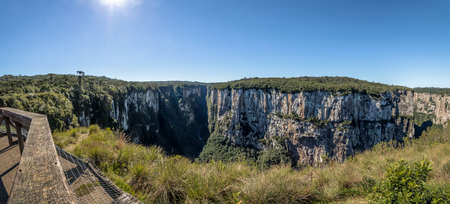 Panoramic view of Itaimbezinho Canyon at Aparados da Serra National Park - Cambara do Sul, Rio Grande do Sul, Brazilの写真素材