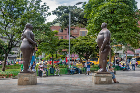 Adam and Eve Statues at Botero Square - Medellin, Antioquia, Colombiaのeditorial素材