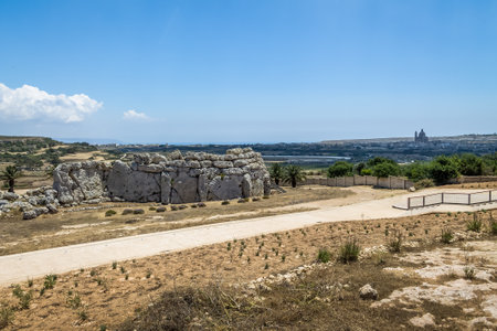 Ggantija Temple Neolithic megalith complex ruins - Gozo, Maltaのeditorial素材