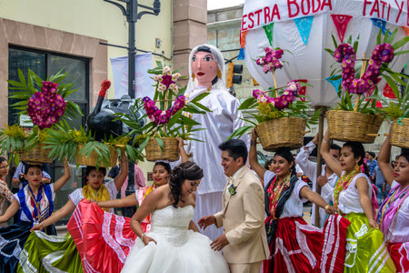 Typical Regional Mexican Wedding Parade know the Calenda de Bodas - Oaxaca, Mexicoのeditorial素材
