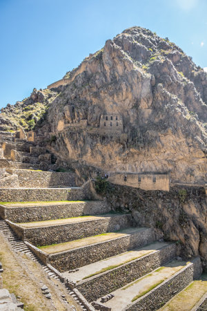 Ollantaytambo Inca ruins and Terraces - Ollantaytambo, Sacred Valley, Peruのeditorial素材