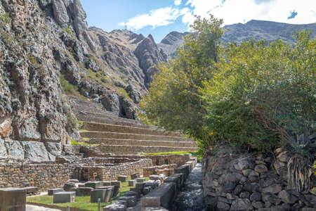 Ollantaytambo Inca ruins and Terraces - Ollantaytambo, Sacred Valley, Peruの写真素材