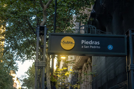 Subway (Subway) Sign in Downtown Buenos Aires - Buenos Aires, Argentinaのeditorial素材