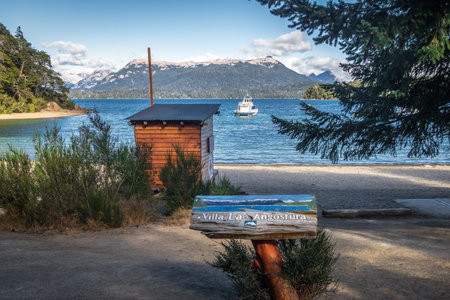 Villa La Angostura sign in Bahia Brava Bay at Nahuel Huapi Lake - Villa La Angostura, Patagonia, Argentinaのeditorial素材
