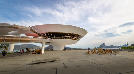 Niteroi Contemporary Art Museum (MAC) - Niteroi, Rio de Janeiro, Brazilのeditorial素材