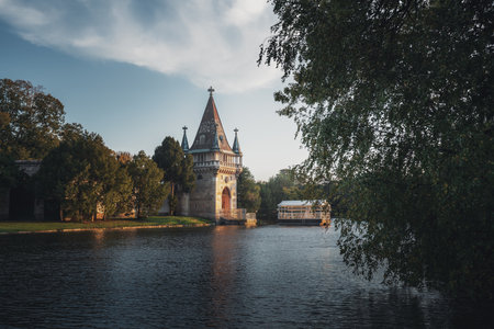 Laxenburg, Austria - Oct 15, 2019: Gate Tower of Franzensburg Castle at Laxenburg Castle Park - Laxenburg, Austriaのeditorial素材
