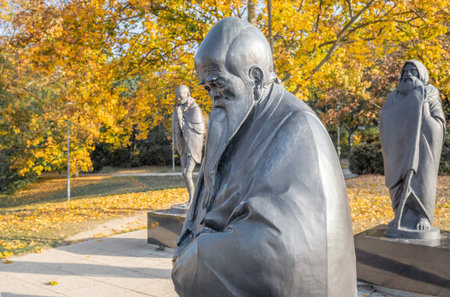 Budapest, Hungary - Oct 20, 2019: Laozi Statue at Garden of Philosophy at Gellert Hill (by Nandor Wagner, 1997) - Budapest, Hungaryのeditorial素材