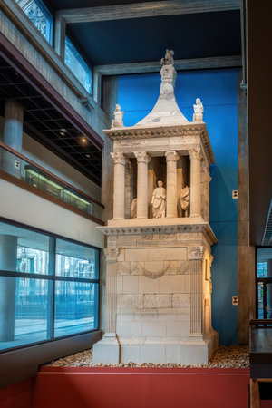 Cologne, Germany - Jan 28, 2020: Tomb of Lucius Poblicius at Romano-Germanic Museum - Cologne, Germanyのeditorial素材