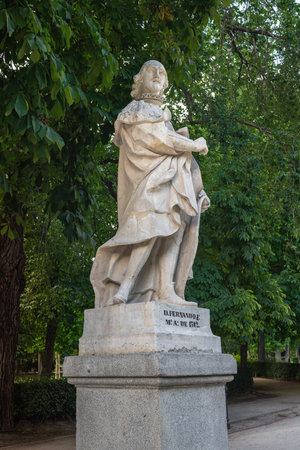 Madrid, Spain - Jun 17, 2019: Statue of King Ferdinand IV of Castile (Fernando IV de Castilla) at Paseo de la Argentina in Retiro Park - Madrid, Spainのeditorial素材