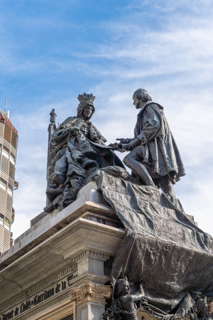 Granada, Spain - May 24, 2019: Isabel the Catholic and Christopher Columbus Fountain at Plaza Isabel la Catolica Square - Granada, Andalusia, Spainのeditorial素材