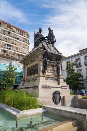 Granada, Spain - May 24, 2019: Isabel the Catholic and Christopher Columbus Fountain at Plaza Isabel la Catolica Square - Granada, Andalusia, Spainのeditorial素材