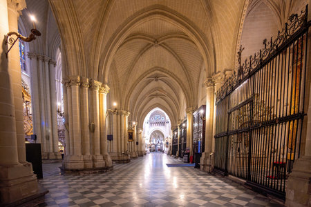 Toledo, Spain - Mar 26, 2019: Toledo Cathedral Interior - Toledo, Spainのeditorial素材