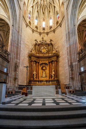 Segovia, Spain - Mar 14, 2019: Segovia Cathedral Main Altar - Segovia, Spainのeditorial素材