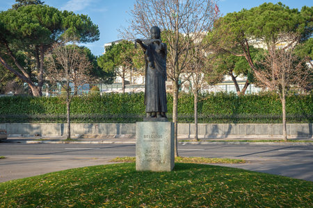 Lausanne, Switzerland - Dec 04, 2019: La Belgique reconnaissante Monument (Grateful Belgium) by Ernest Wijnants - Lausanne, Switzerlandのeditorial素材