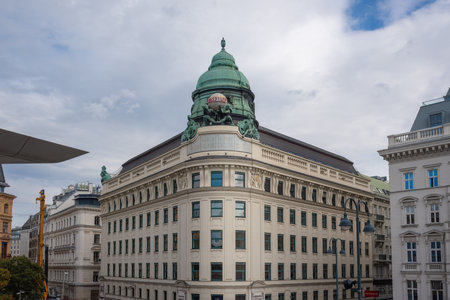 Vienna, Austria - Oct 10, 2019: Generali Building and Tourist Office Vienna at Albertinaplatz - Vienna, Austriaのeditorial素材