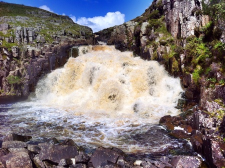 Shot if the waterfall at Cauldron Snoutの素材