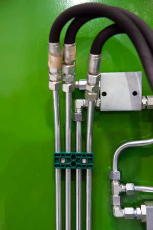 Industrial machine elements. Wires and pipes.
