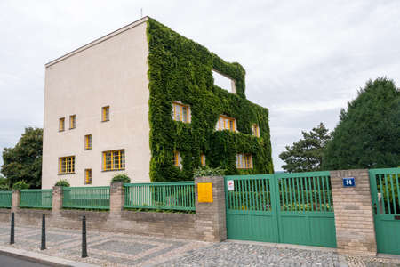 Exterior of Villa Mueller Functionalist Residential House buildt by Adolf Loos and Karel Lhota in 1928-1930のeditorial素材