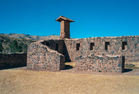 Living Quarters at Raqchi Temple Ruins in Peru, Inca Stone Wall Ruins of Ancient Dwellingsのeditorial素材