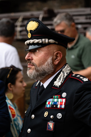 Siena, Italy - August 15 2022: Tenente colonnello Lieutenant Colonel of the Legione Carabinieri Toscana at the Palio wearing Uniform.のeditorial素材