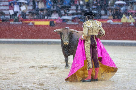 Jaen, SPAIN - October 18, 2008: The Spanish Bullfighter Sebastian Castella during a rainy afternoon bullfighting with the crutch in the Bullring of Jaen, Spainのeditorial素材