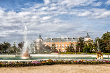 Aranjuez, Spain - October 16, 2016: Fountain of the goddess Ceres parterre in the garden of the palace of Aranjuez, located in the Royal Site and town of Aranjuez, Madrid province, Spainのeditorial素材