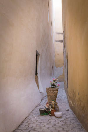 It is a curved Street was frequented by pirates and smugglers who were doing their tricks, located in the District of el P?pulo, visited by tourists in Cadiz, Spainの写真素材