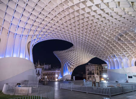 View of Metropol Parasol Night , popularly called "Mushrooms of Seville", carried out by the architect JÃ¼rgen Mayer, Seville, Andalusia, Spainのeditorial素材