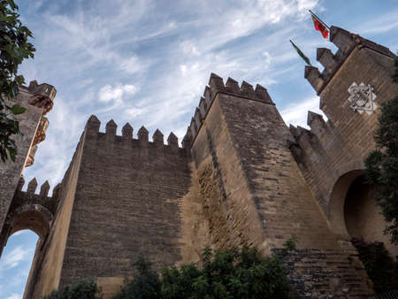 Castle of Almodovar del Rio, It is a fortitude of Moslem origin, it was a Roman fort and the current building has definitely origin Berber, a Stage of the American producer HBO, for the series âGame of Thronesâ. placed close to the Guadalquivir, take のeditorial素材