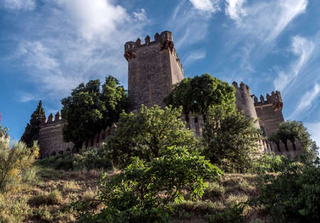 Castle of Almodovar del Rio, It is a fortitude of Moslem origin, it was a Roman fort and the current building has definitely origin Berber, a Stage of the American producer HBO, for the series âGame of Thronesâ. placed close to the Guadalquivir, take のeditorial素材