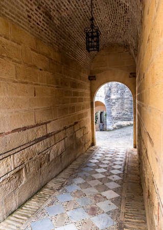 Castle of Almodovar del Rio, It is a fortitude of Moslem origin, it was a Roman fort and the current building has definitely origin Berber, a Stage of the American producer HBO, for the series âGame of Thronesâ. placed close to the Guadalquivir, take のeditorial素材