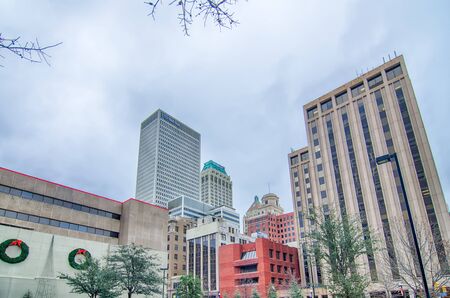 tulsa city skyline around downtownのeditorial素材