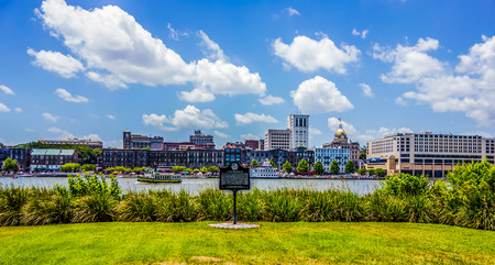 savannah georgia waterfront scenesのeditorial素材