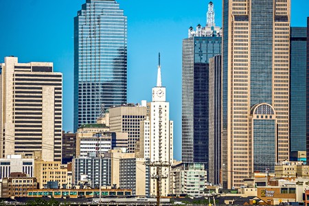 dallas texas city skyline at daytimeのeditorial素材