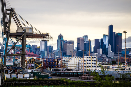 port of seattle with downtown skyline early morningのeditorial素材