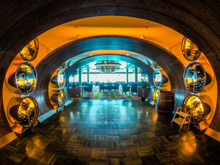 estaurant on board a cruise ship ready for dinnerのeditorial素材