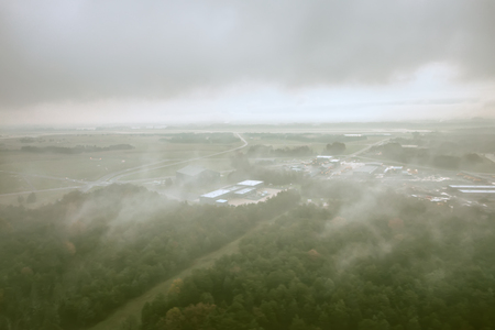 landing in washington dc airport in rainy weatherの写真素材