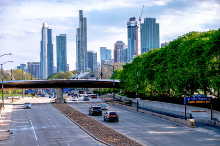 street and riverview scenes in downtown chicagoのeditorial素材