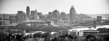 morning view of cinsinnati ohio downtown skylineの写真素材