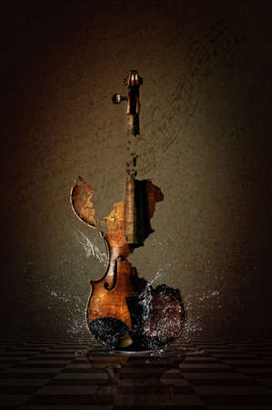 Shattered Violin with Waterの写真素材