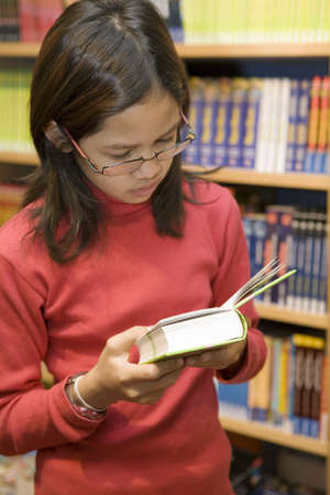 Teen wants to buy books