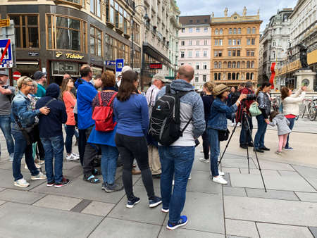 Vienna, Austria - September 6, 2019: crowd of tourists walk through Graben, one of the most famous streets for shopping and old architecture in center of Viennaのeditorial素材