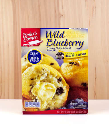 RIVER FALLS,WISCONSIN-DECEMBER 19,2016: A box of Baker's Corner brand blueberry muffin mix with a wood background.のeditorial素材